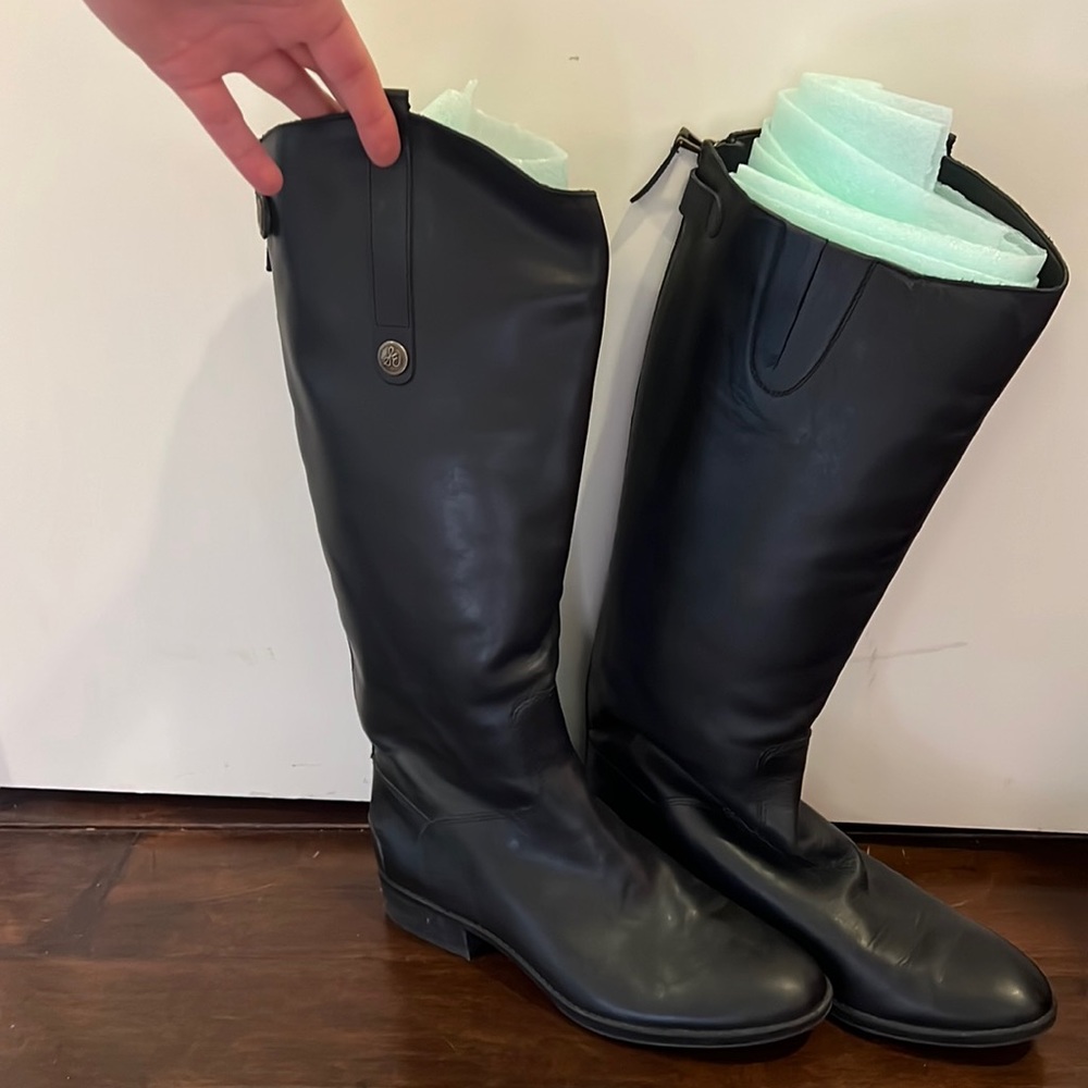Sam Edelman size 9 black boot, leather, lightly worn, no stains